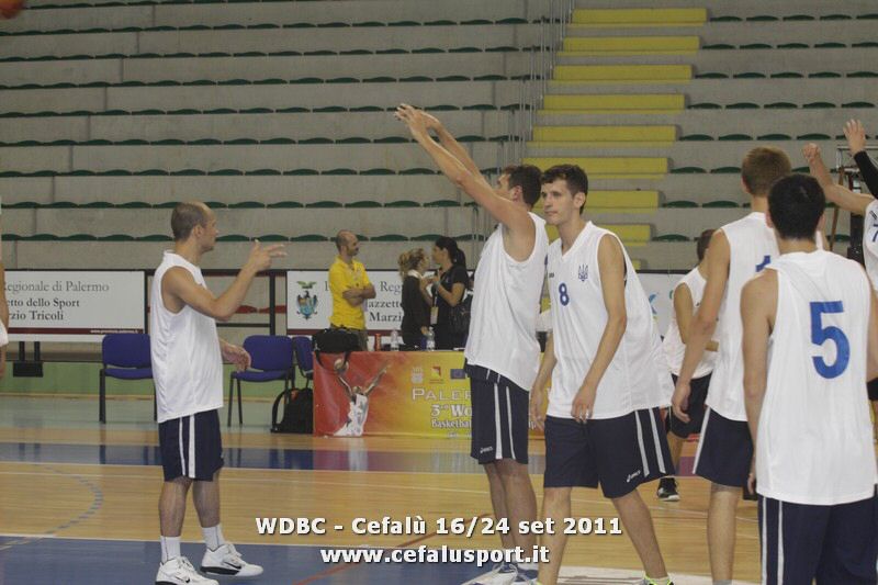 110921 basket 176_tn.jpg